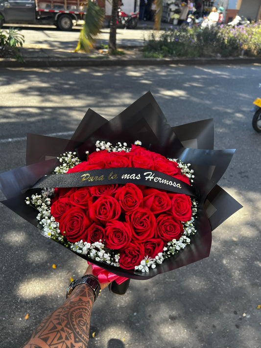 Elegancia, Roja
